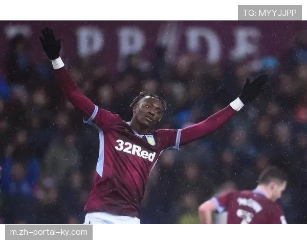 塔米亚伯拉罕回归维拉，英格兰中锋承载埃梅里双线野心